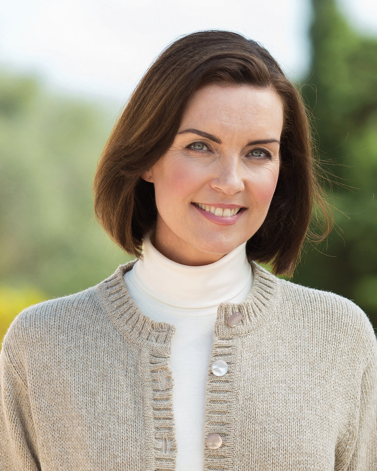Ladies’ Pure Shetland Wool Cardigan – Natural