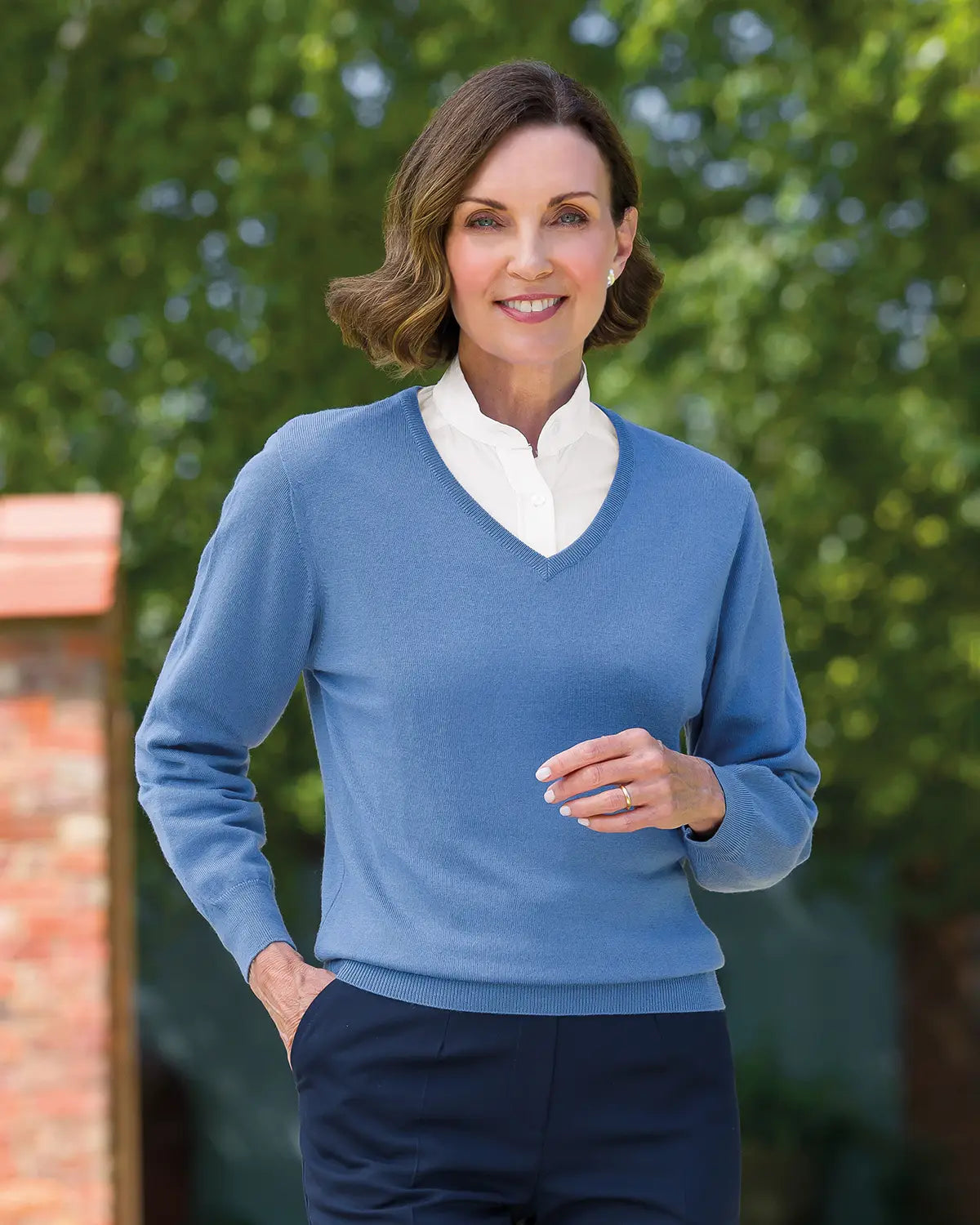 Ladies’ Pure Merino Wool V Neck Jumper – Bluebell