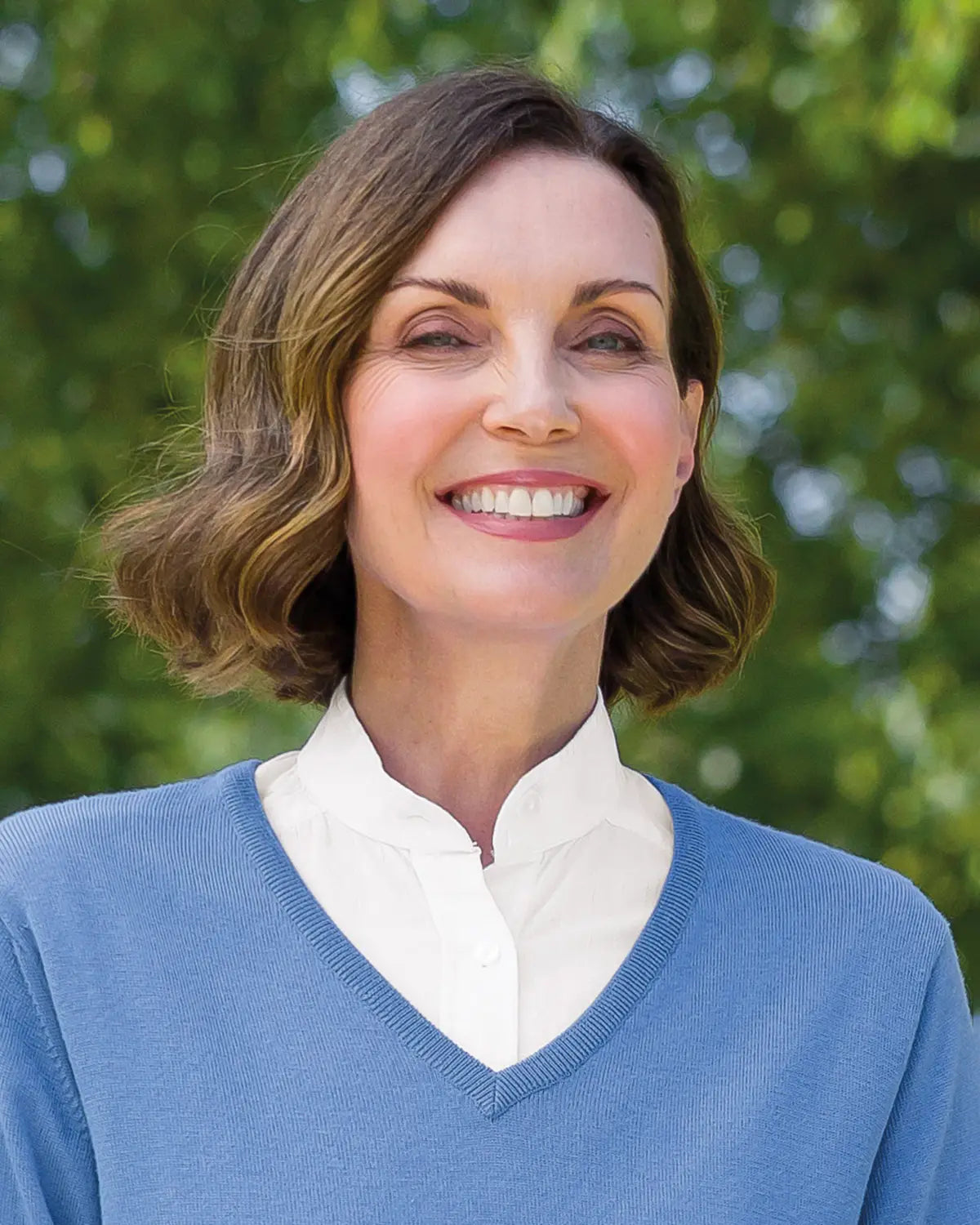 Ladies’ Pure Merino Wool V Neck Jumper – Bluebell