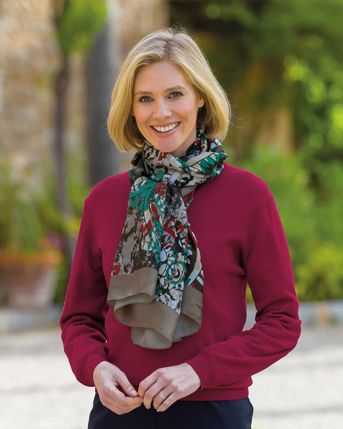 Ladies’ Pure Merino Wool V Neck Jumper – Cherry