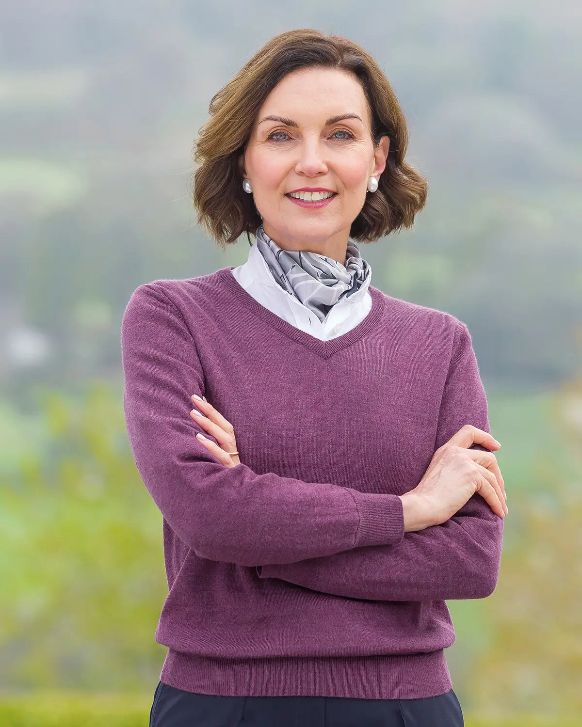 Ladies’ Pure Merino Wool V Neck Jumper – Plum