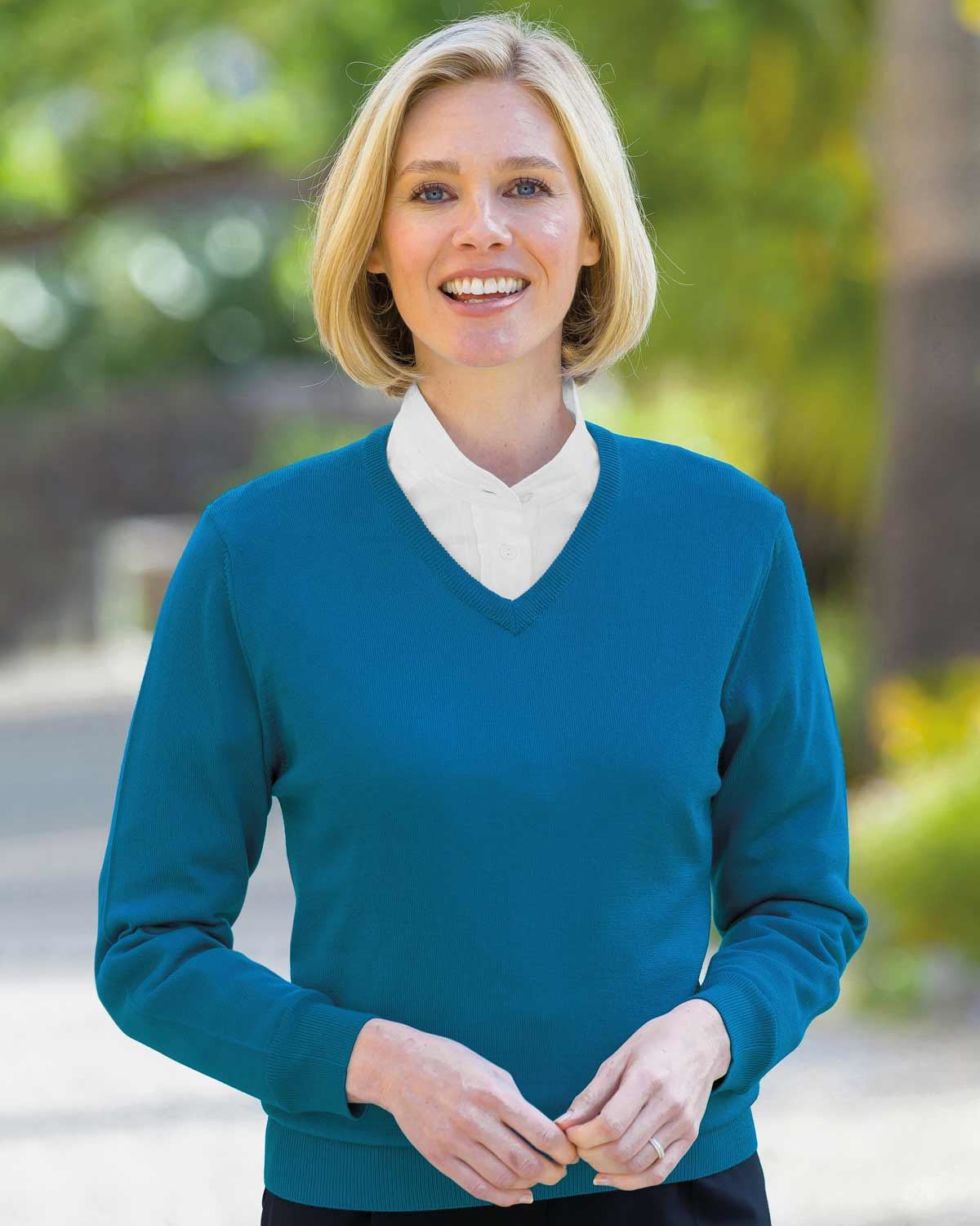 Merino V neck Sweater Ladies - Peacock - Country Collection