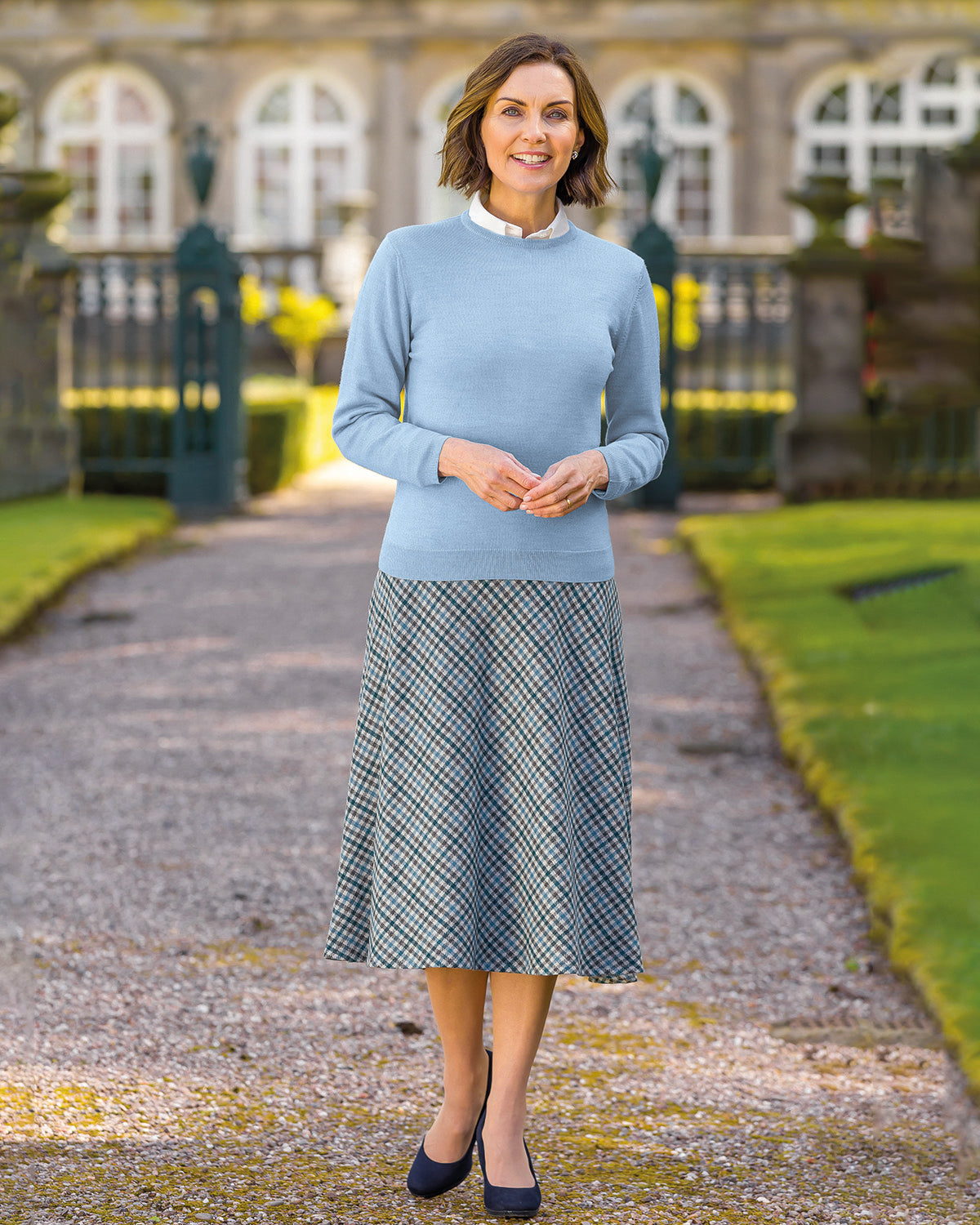 Ladies’ Pure Merino Wool Crew Neck Jumper – Pale Blue