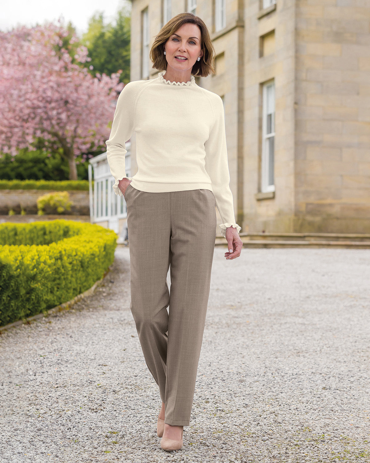 Ladies’ Sandown Wool Blend Pull-On Trousers – Tawny