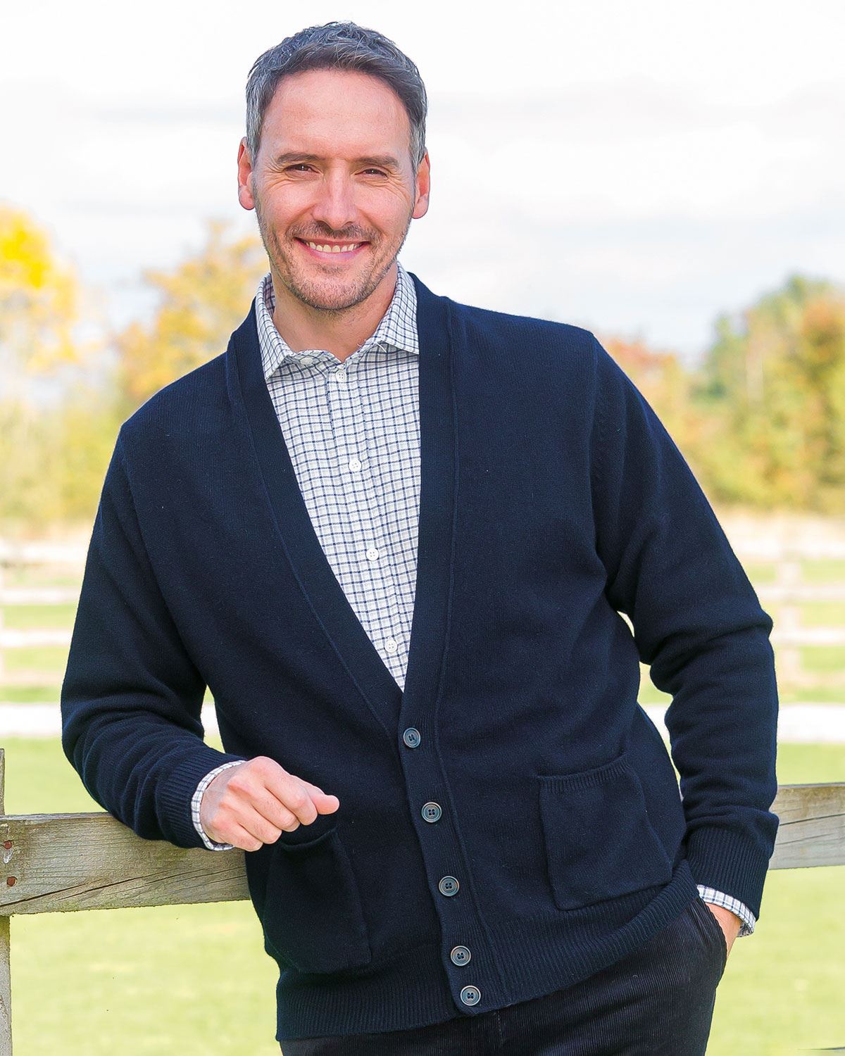 Lambswool Cardigan  Mens - Navy - Country Collection