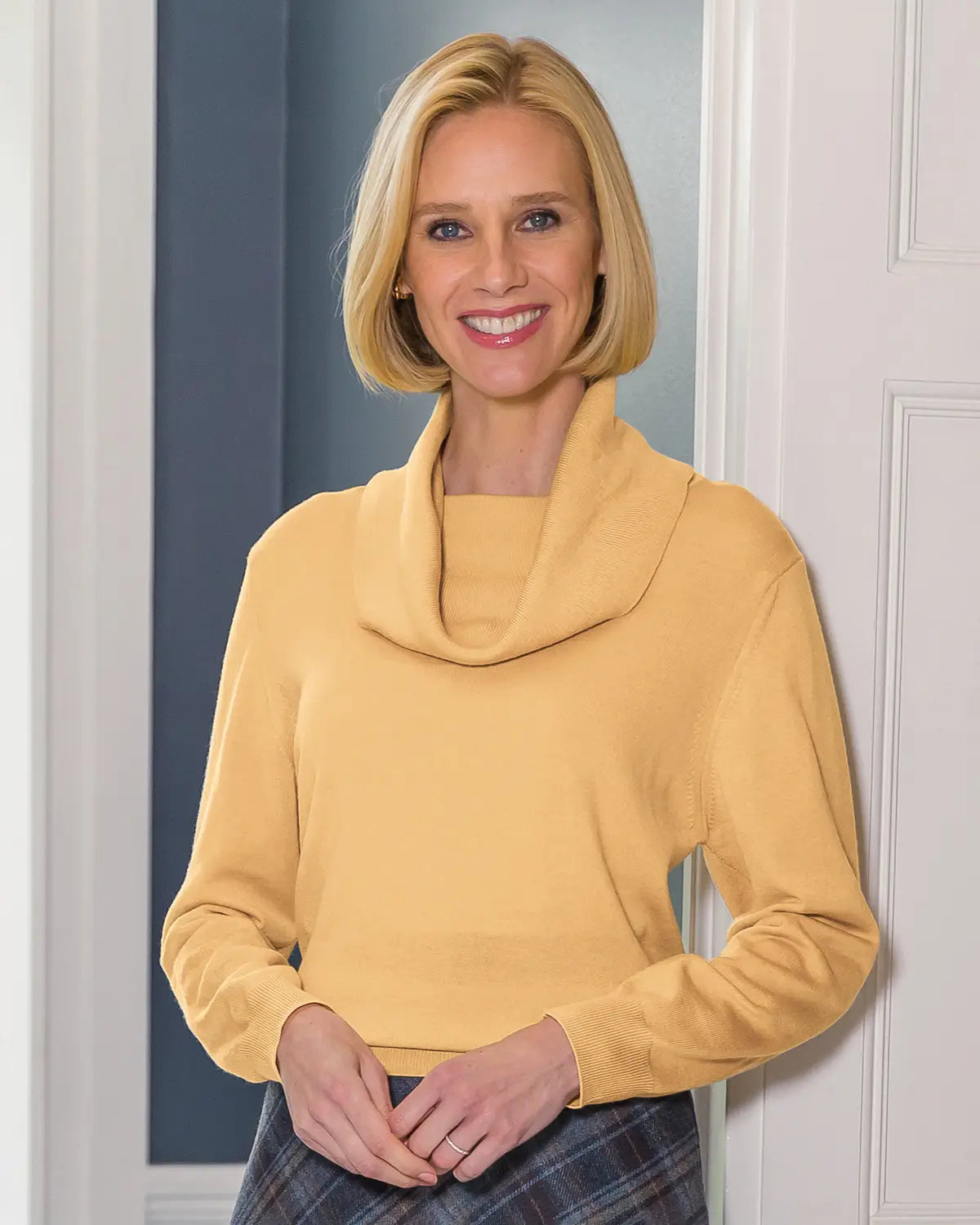 Ladies’ Pure Merino Wool Cowl Neck Jumper – Mimosa