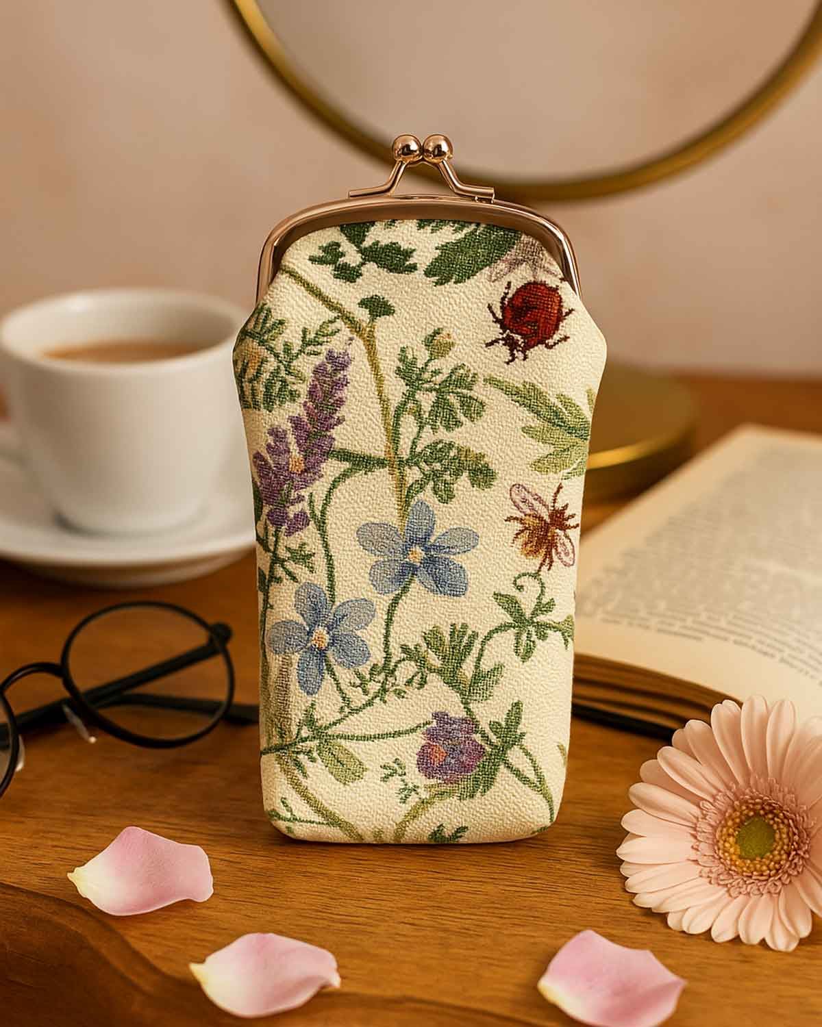 Tapestry glasses case - Morning Garden - Country Collection