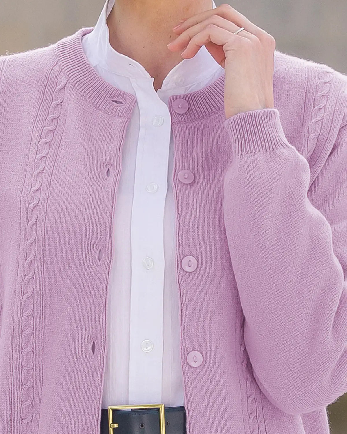 Ladies’ Pure Lambswool Cable Knit Cardigan – Pale Lilac