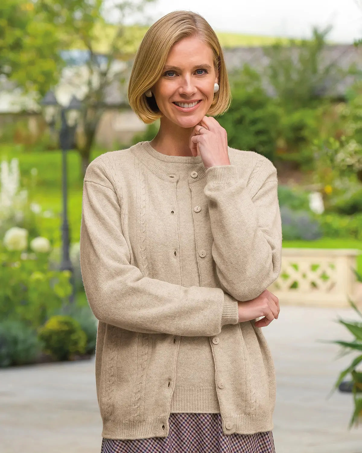 Ladies’ Pure Lambswool Cable Knit Cardigan – Linen