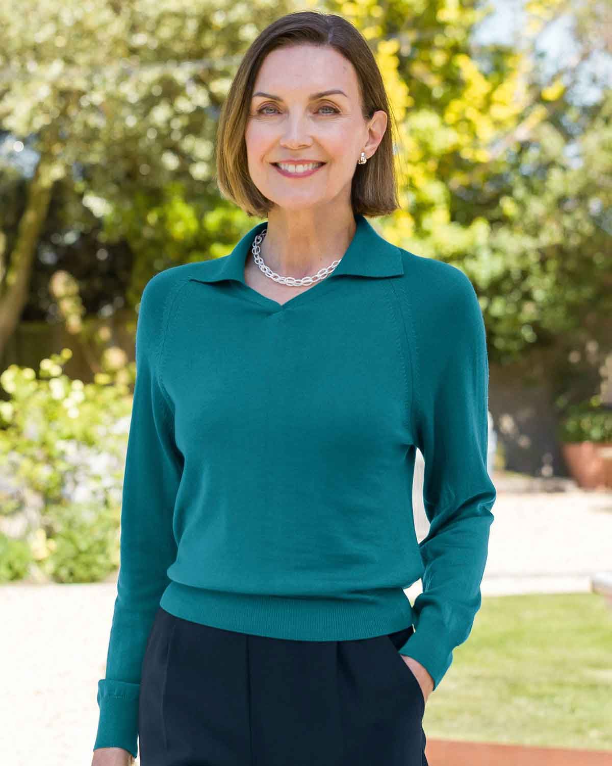 Merino Collared V Neck Jumper - Teal - Country Collection