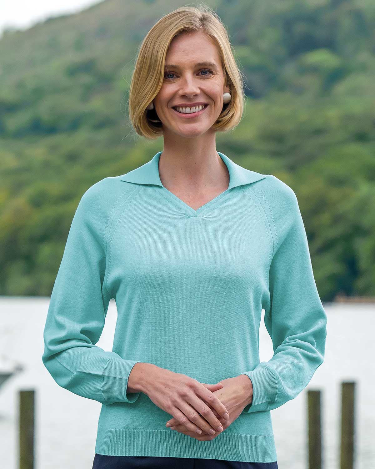 Merino Collared V Neck Jumper - Aqua - Country Collection