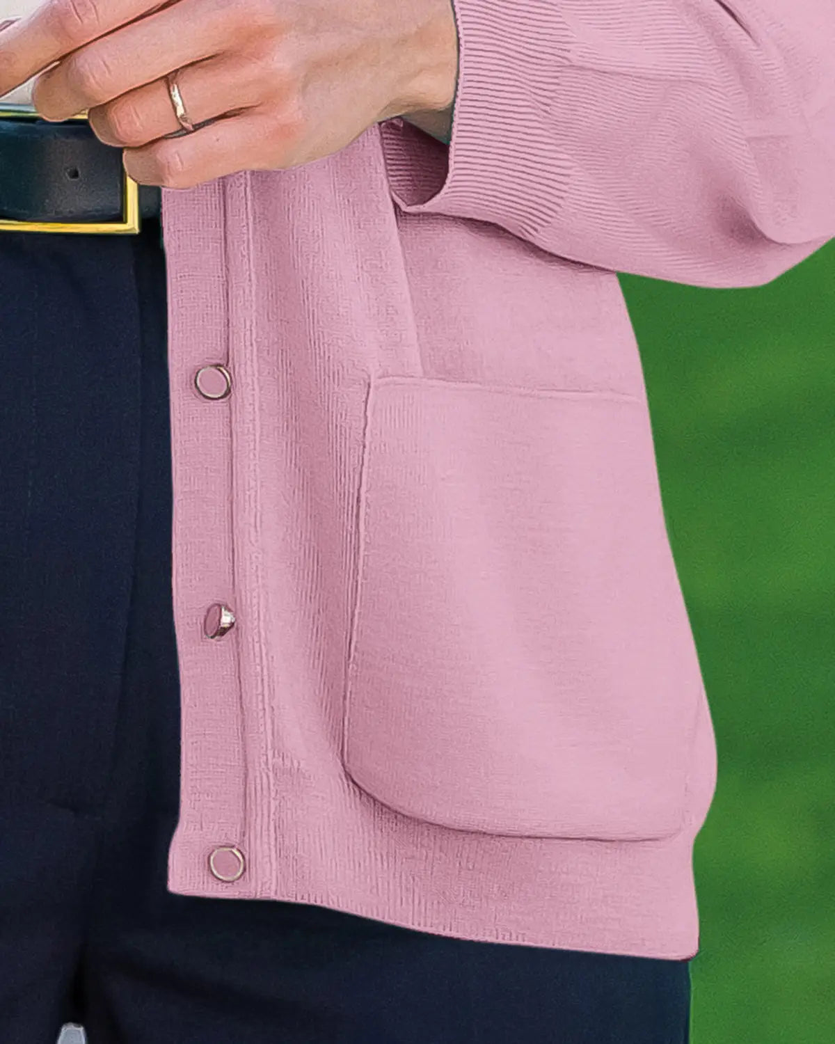 Ladies’ Pure Merino Wool V-Neck Cardigan – Dusky Pink