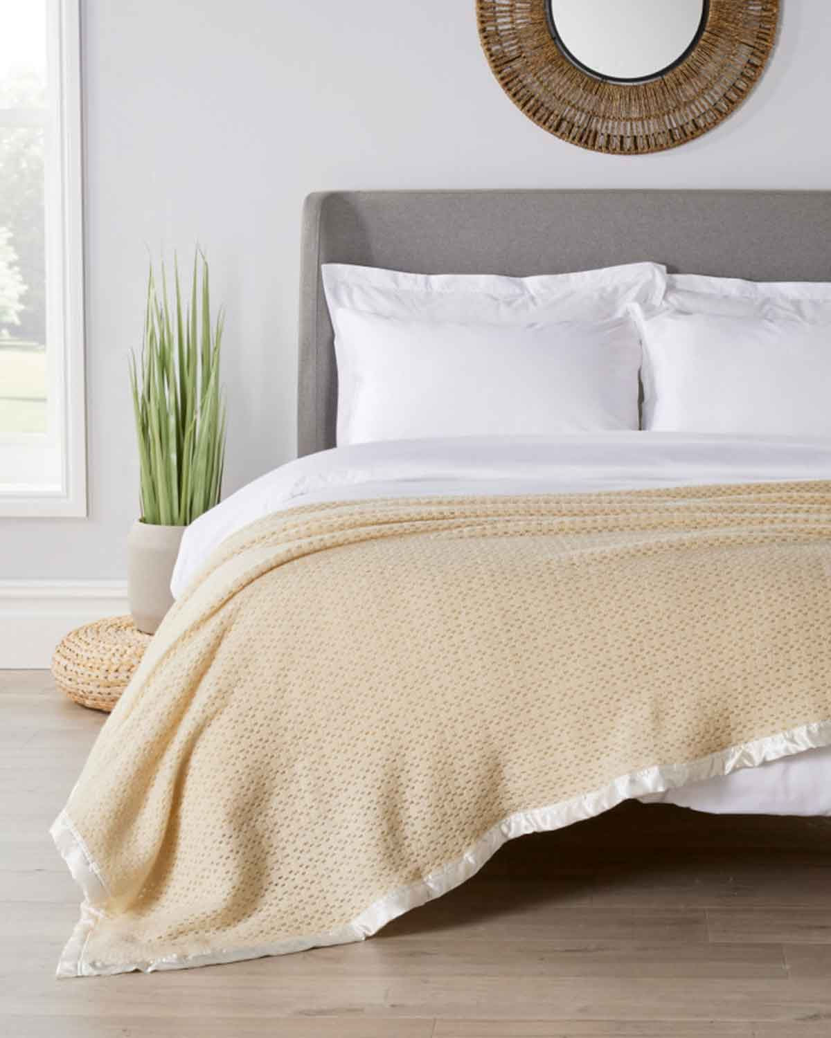Pure Wool Satin Bound Cellular Blankets - Cream - Country Collection