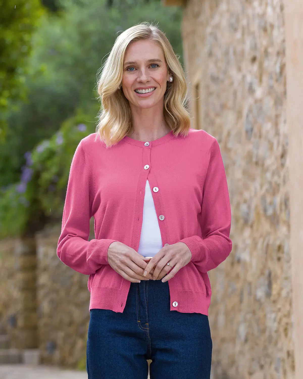 Ladies’ Pure Merino Wool Short Cardigan – Bubblegum