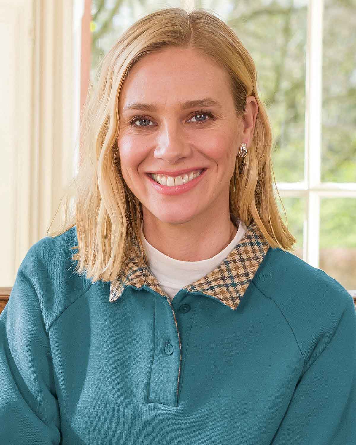 Peebles Leisure Cowl Neck Ladies Sweatshirt - Image 2 - Country Collection