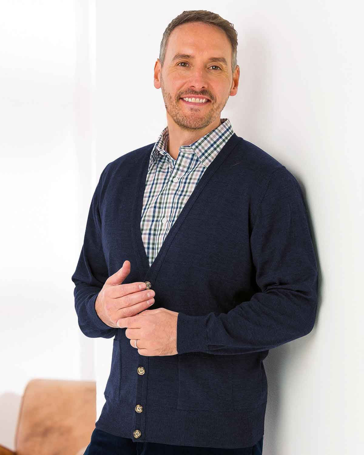 Merino Cardigan  Mens - Navy - Country Collection