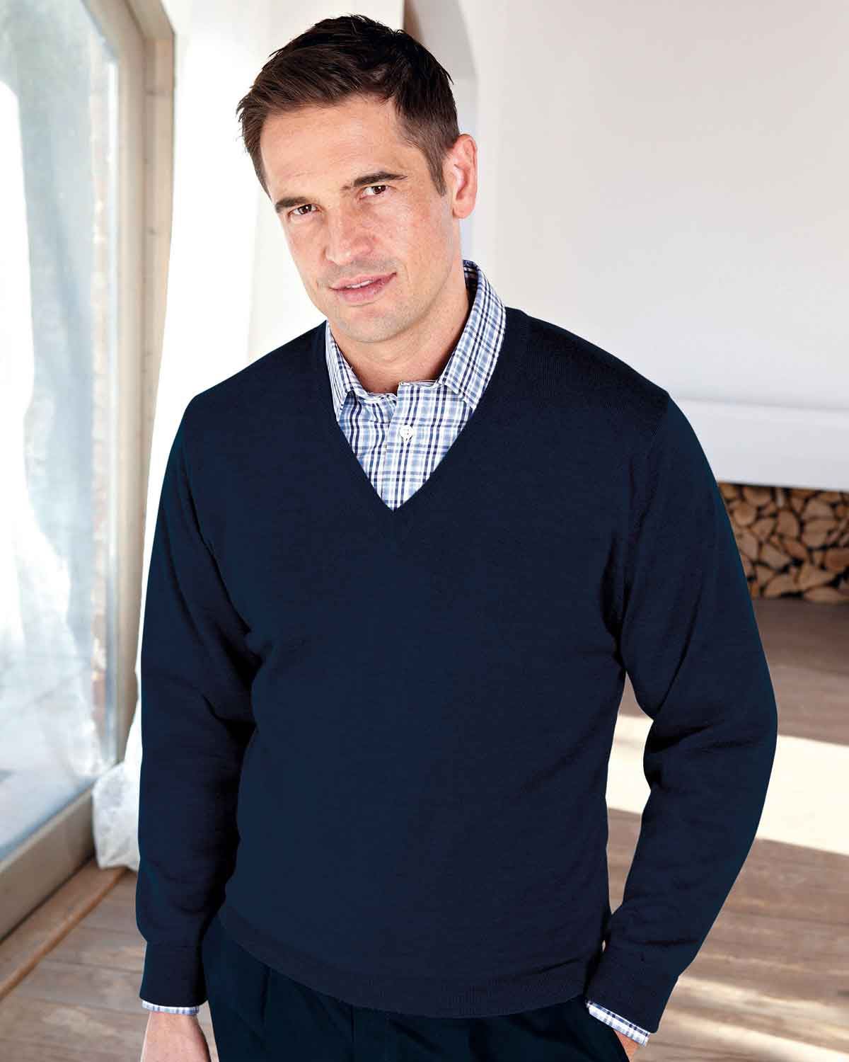 Merino Wool V Neck  Jumper - Navy - Country Collection