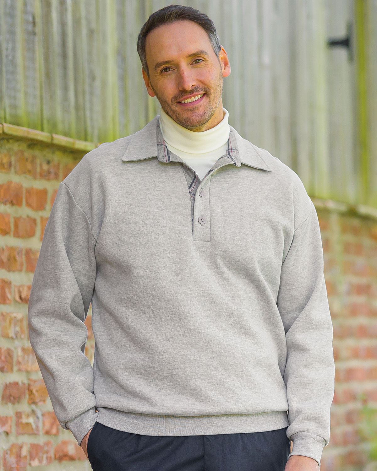 Trimmed Sweatshirt- Silver - Country Collection
