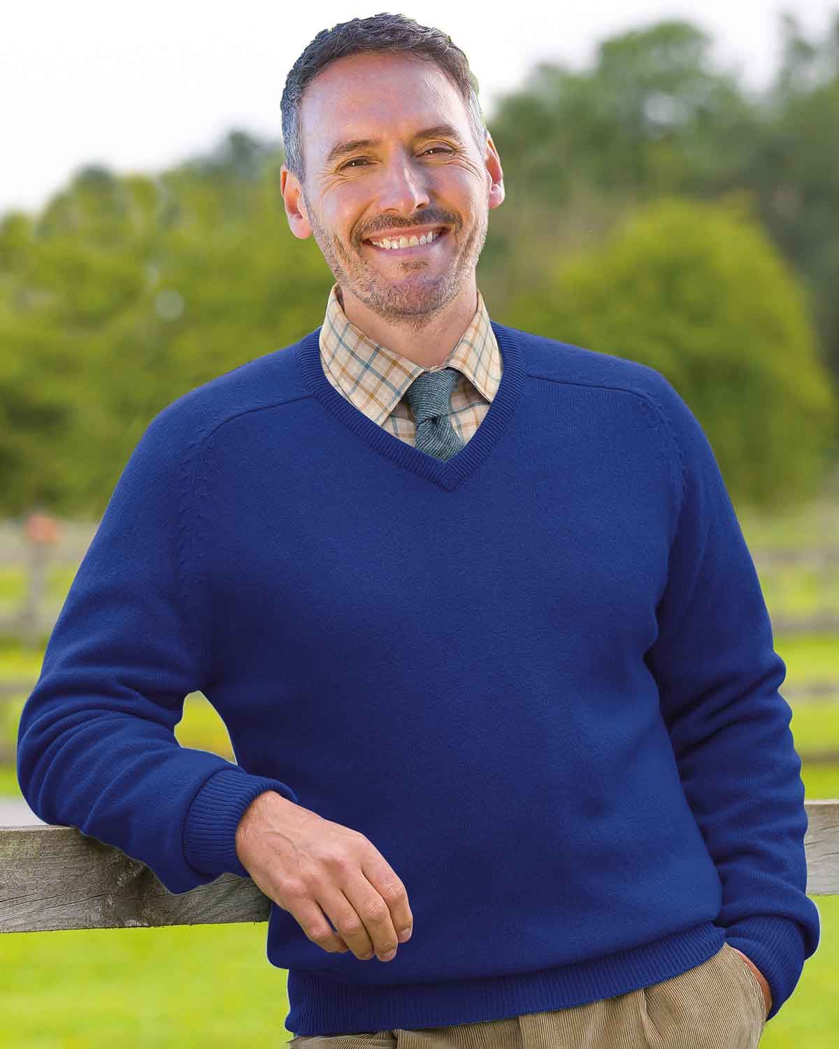 Lambswool V Neck Jumper - Dark Cobalt - Country Collection