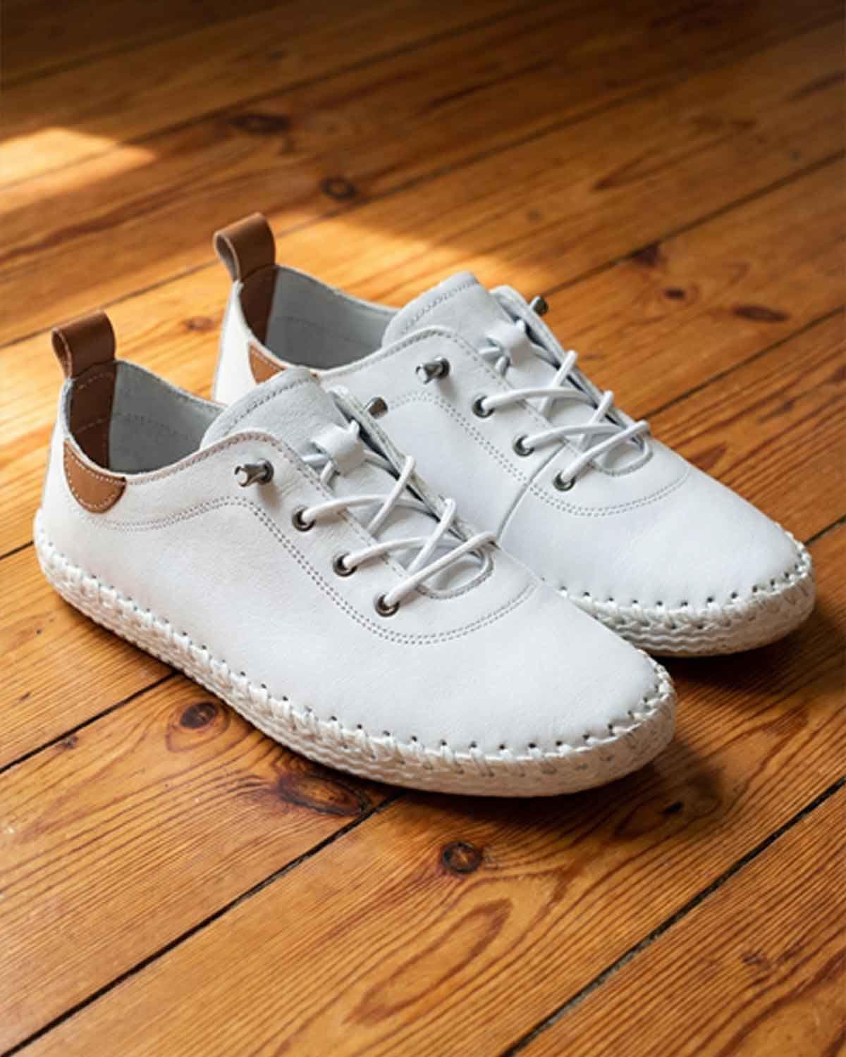 Lunar Leather St Ives Shoe - White - Country Collection