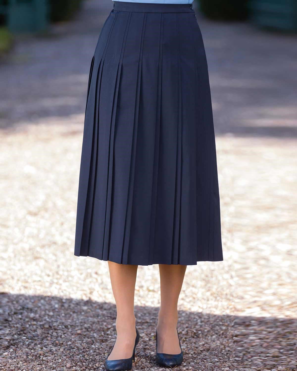 Sandown Pleated Skirt - Navy - Country Collection