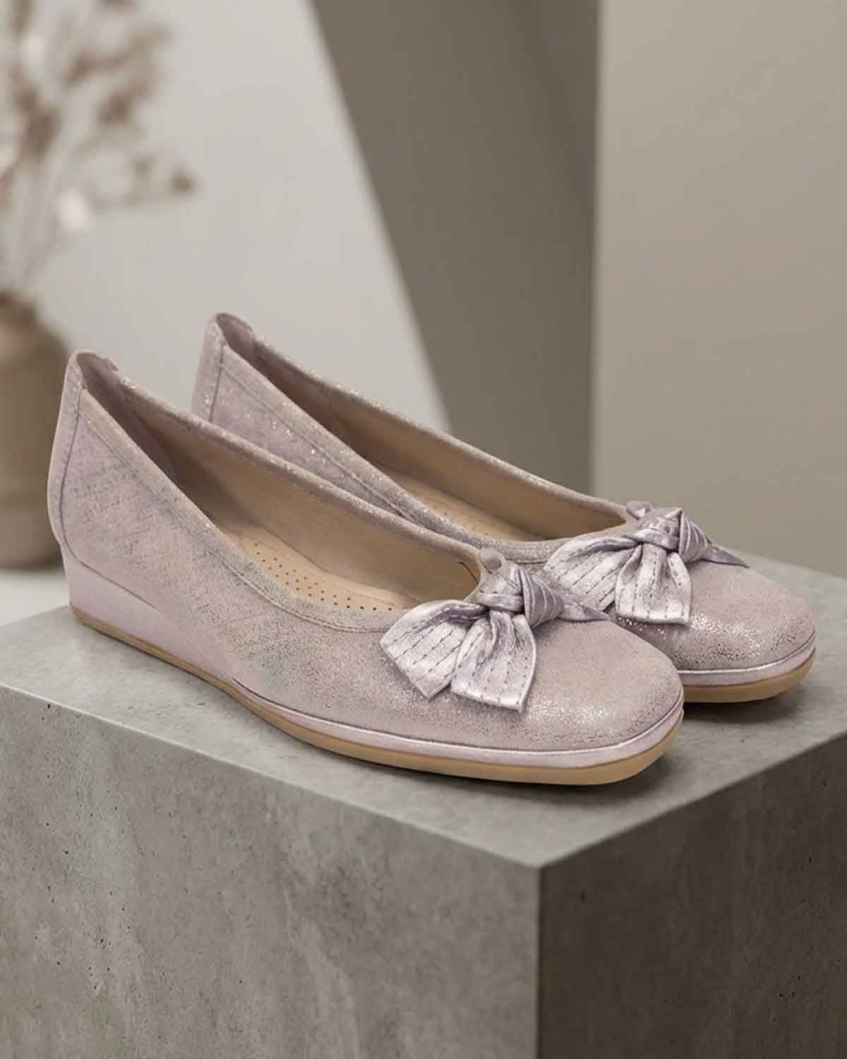 Van Dal Barbados II Shoe - Metallic - Country Collection