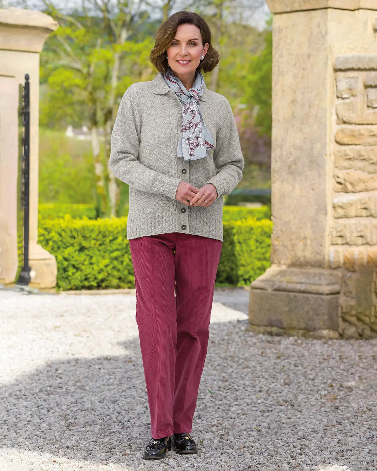 Ladies’ Pure Shetland Wool Cable Cardigan – Silver