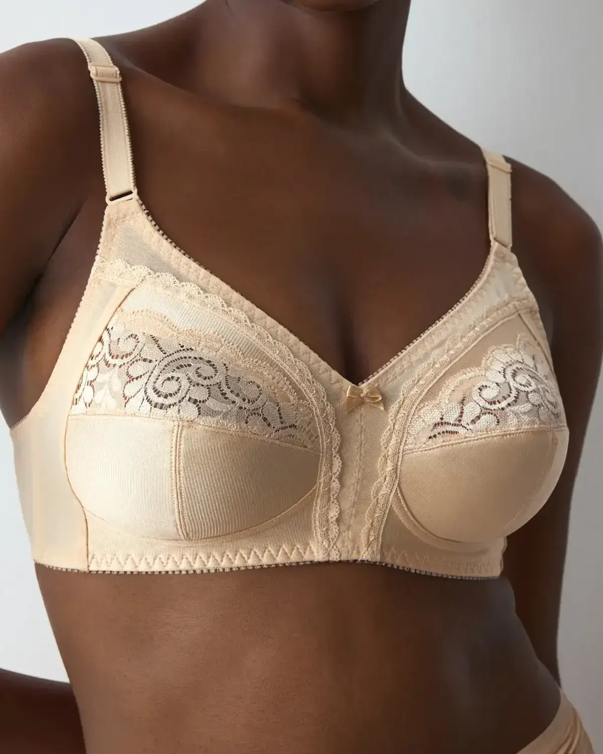 Triumph Claudette Non-Wired Soft Cup Bra - Beige