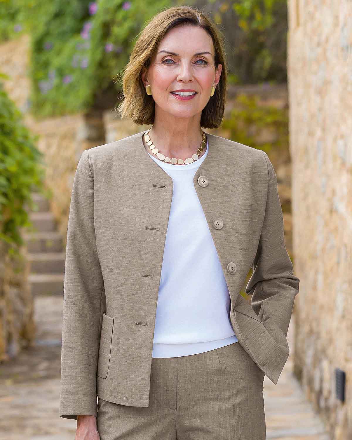 Sandown Tawny Wool Mix Fully Lined Ladies Jacket - Image 2 - Country Collection