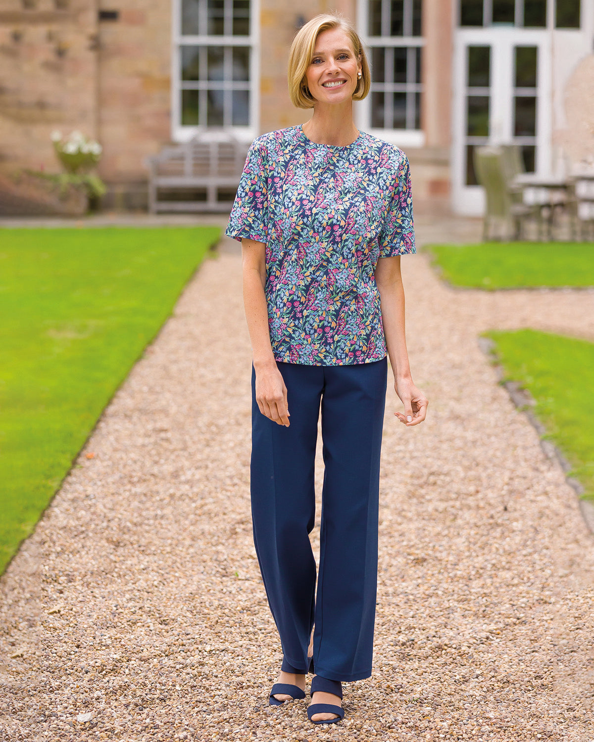 Ladies’ Easycare Cotton Mix Pull-On Trousers – Navy
