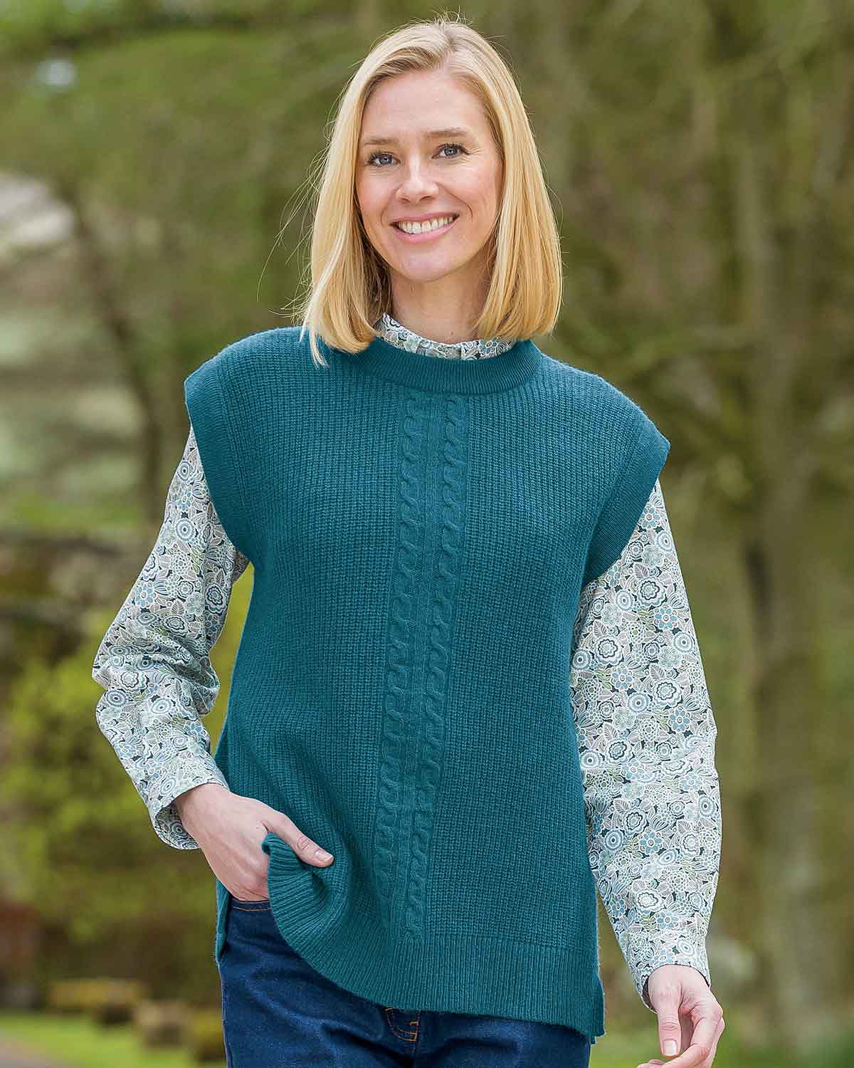 Casey Cable Knit Lambswool Slipover - Image 2 - Country Collection
