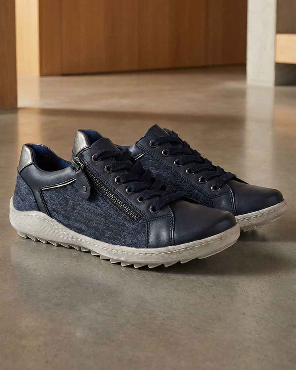 Lunar Slip On Pampas Ladies Shoe - Navy - Country Collection