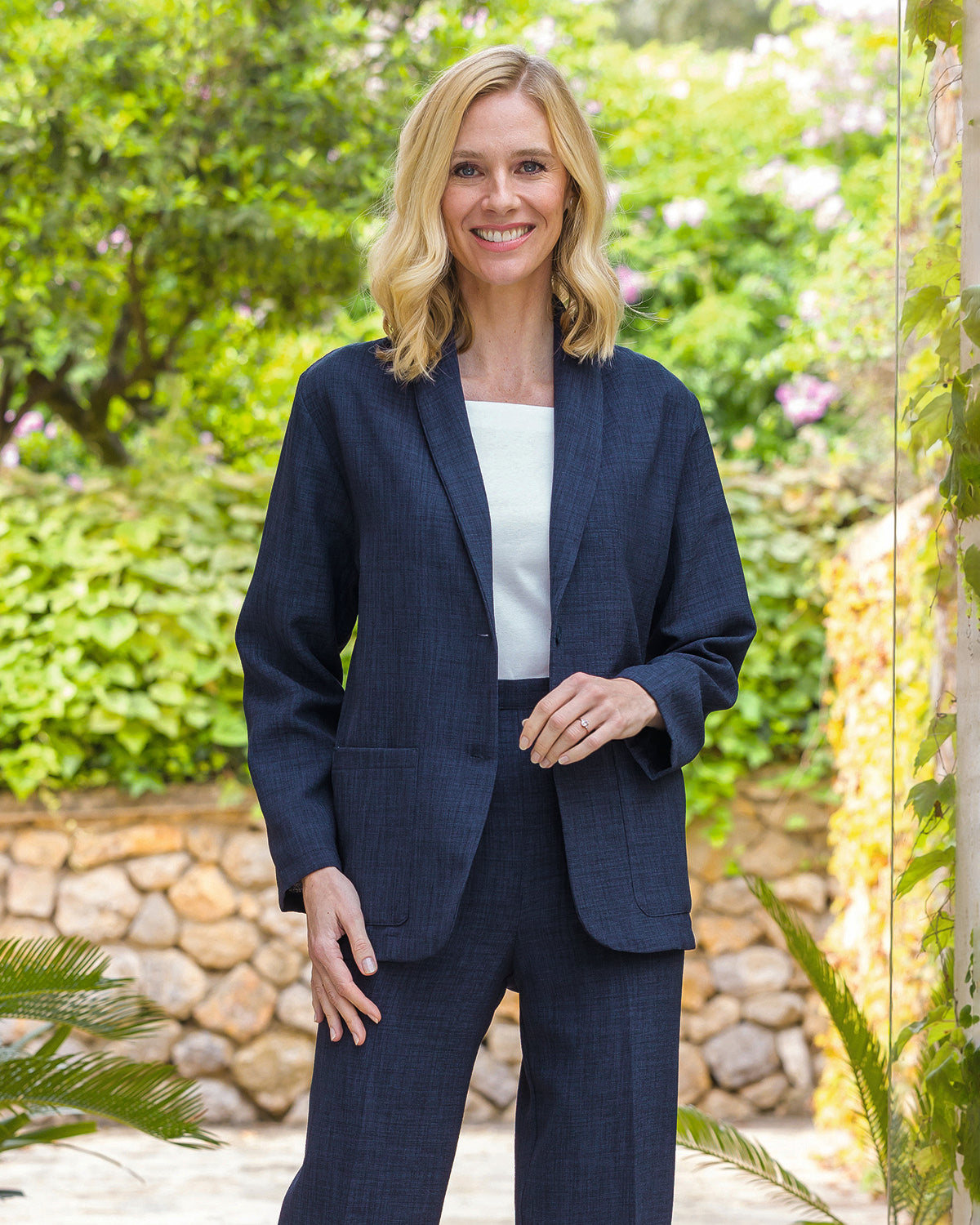 Ladies’ Zoe Easycare Textured Jacket – Navy