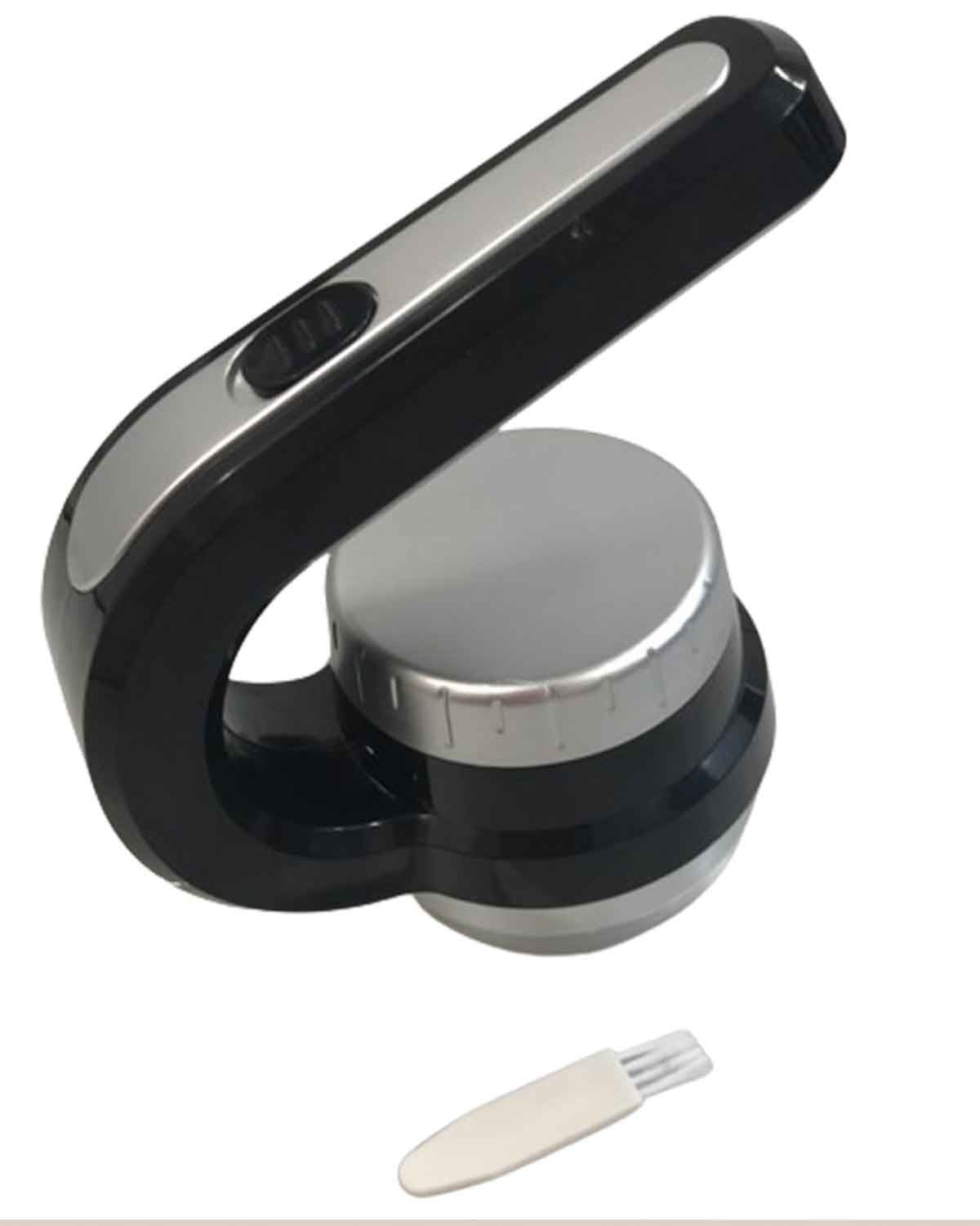 Jumbo Lint Remover - Image 2 - Country Collection