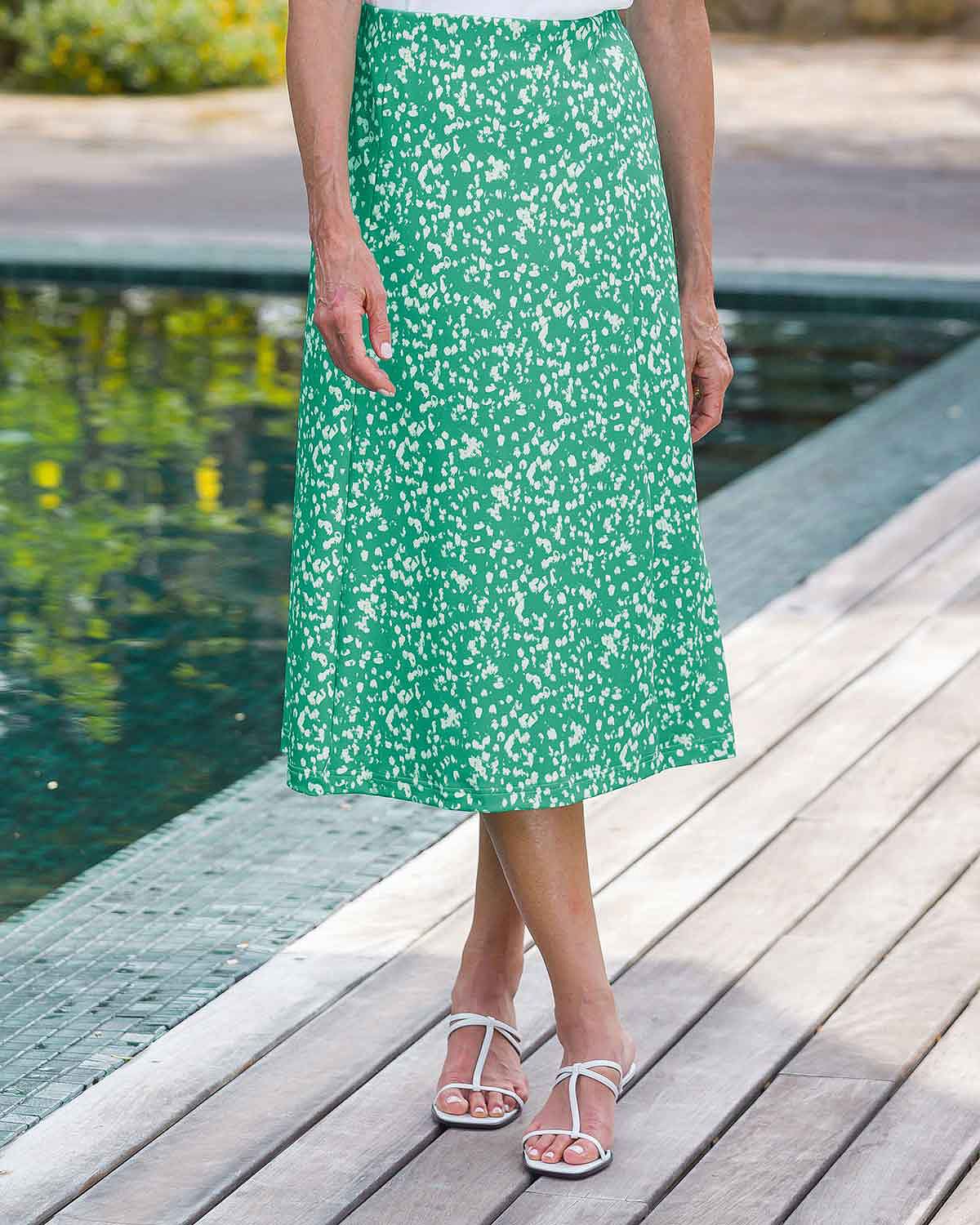 Jardino Patterned Pull On Skirt - Image 2 - Country Collection