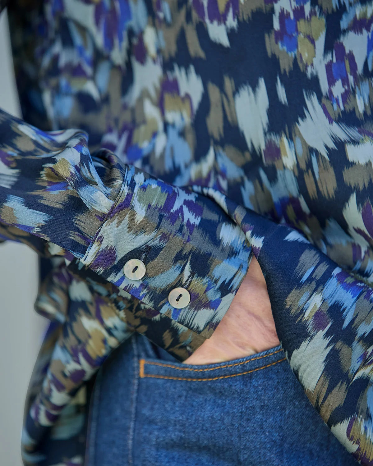 Marina Patterned ViscoseLong Sleeve Blouse
