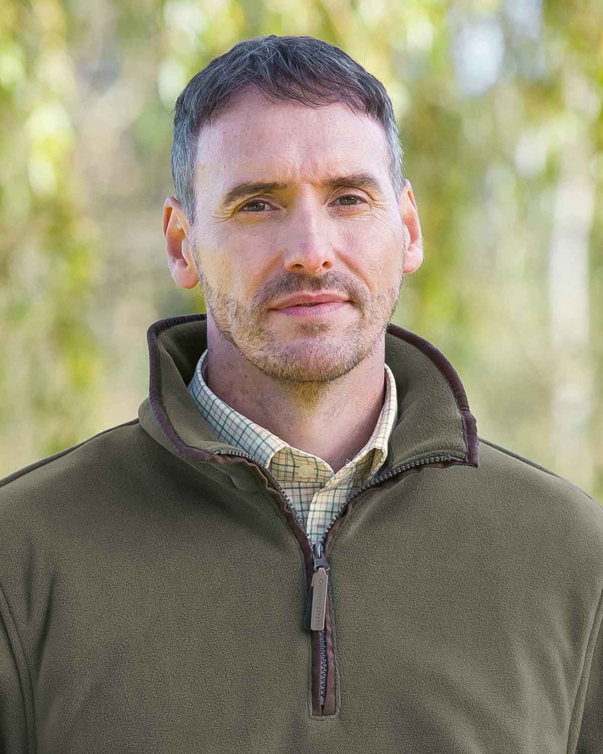 men's Oban Half Zip Overhead Olive Green Fleece - Image 3 - Country Collection