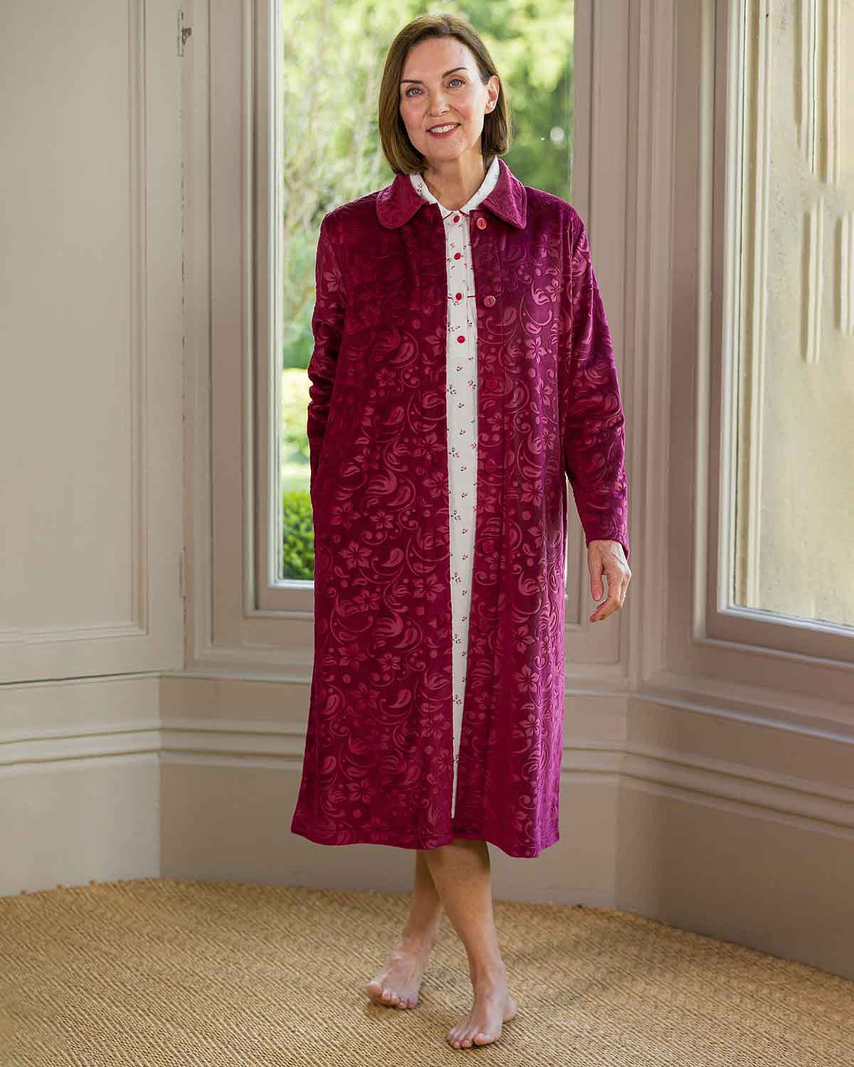 Slenderella Rowan Floral Fleece Dressing Gown - Image 2 - Country Collection