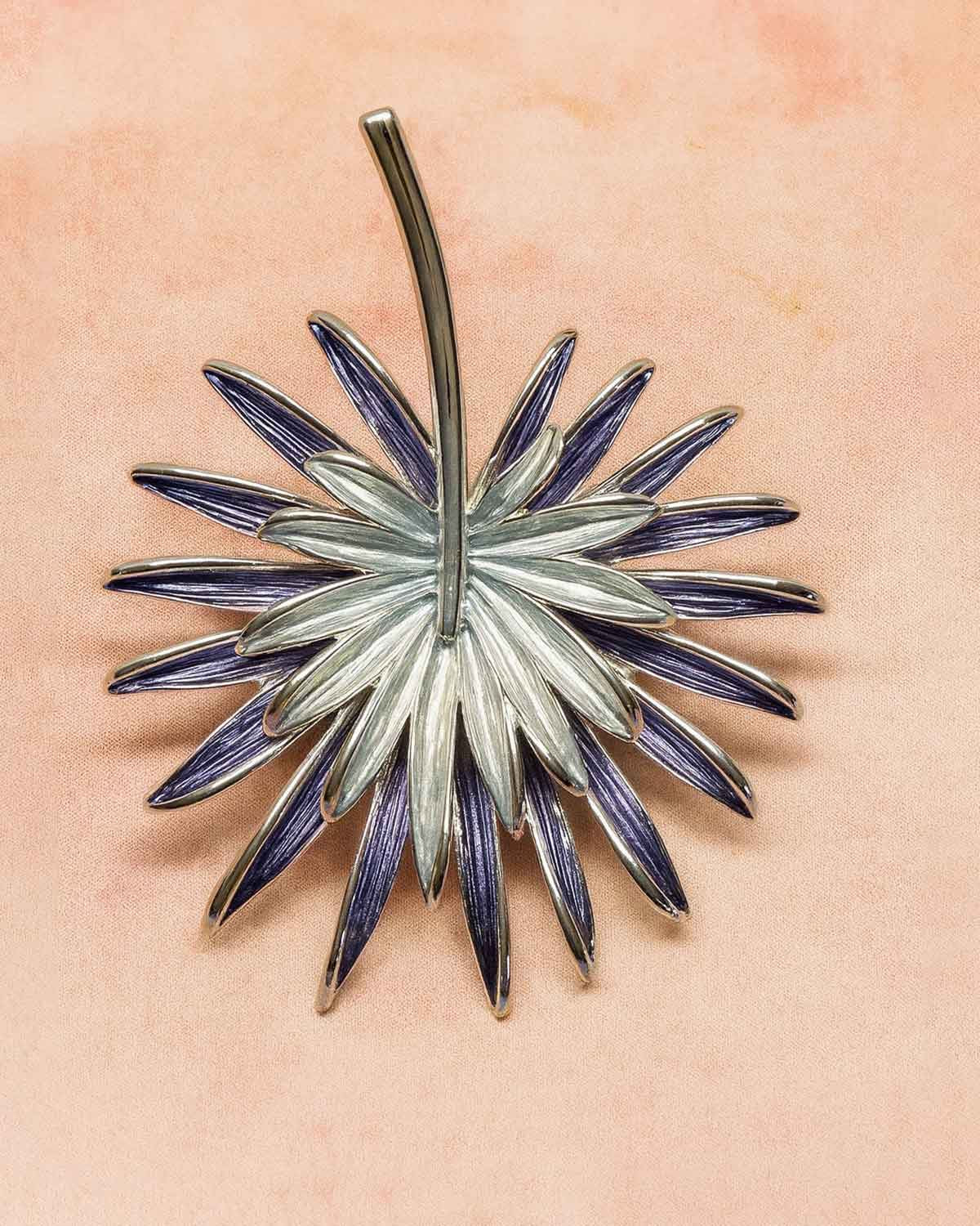 Elora Silver Effect Enamel Magnetic Brooch - Country Collection