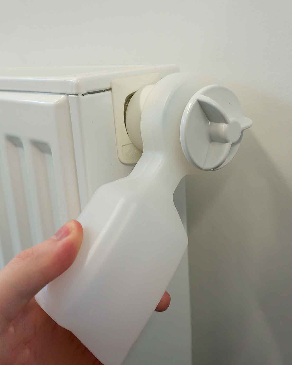 Radiator Bleeder Tool - Image 2 - Country Collection