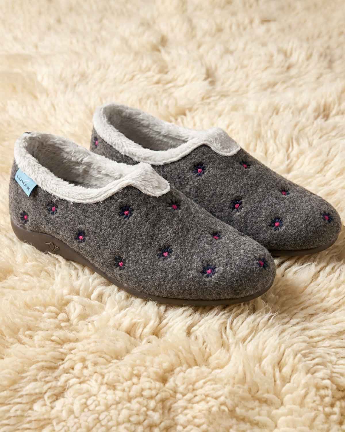 Lunar Mira Slipper - Grey - Country Collection
