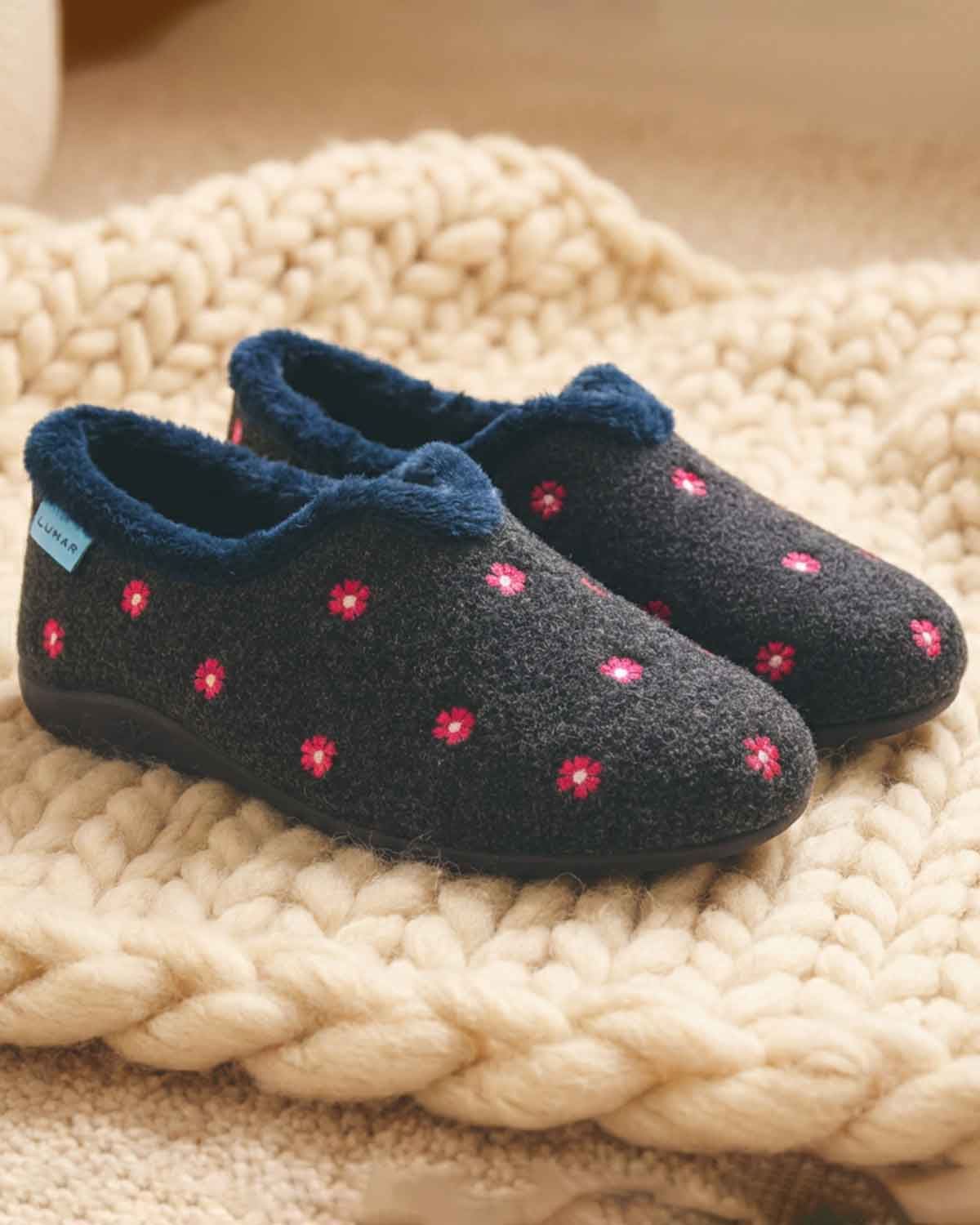 Lunar Mira Slipper - Navy - Country Collection