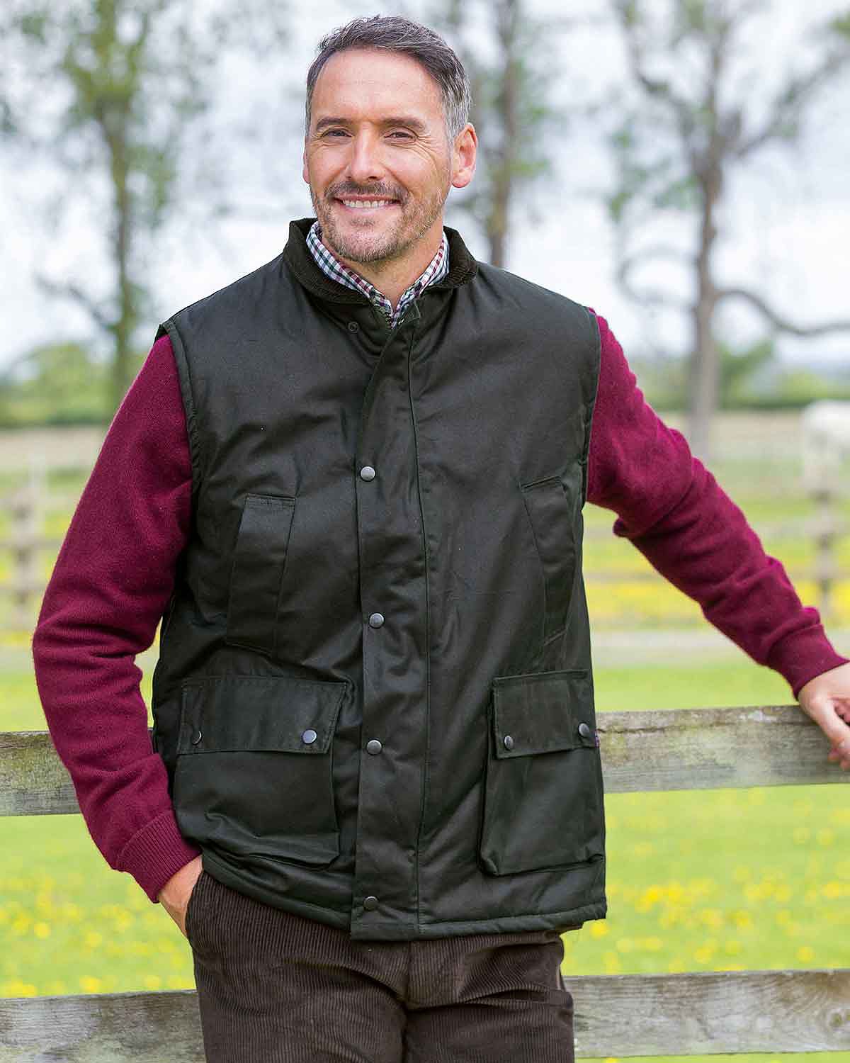 Lanark Olive Green Wax Gilet - Country Collection