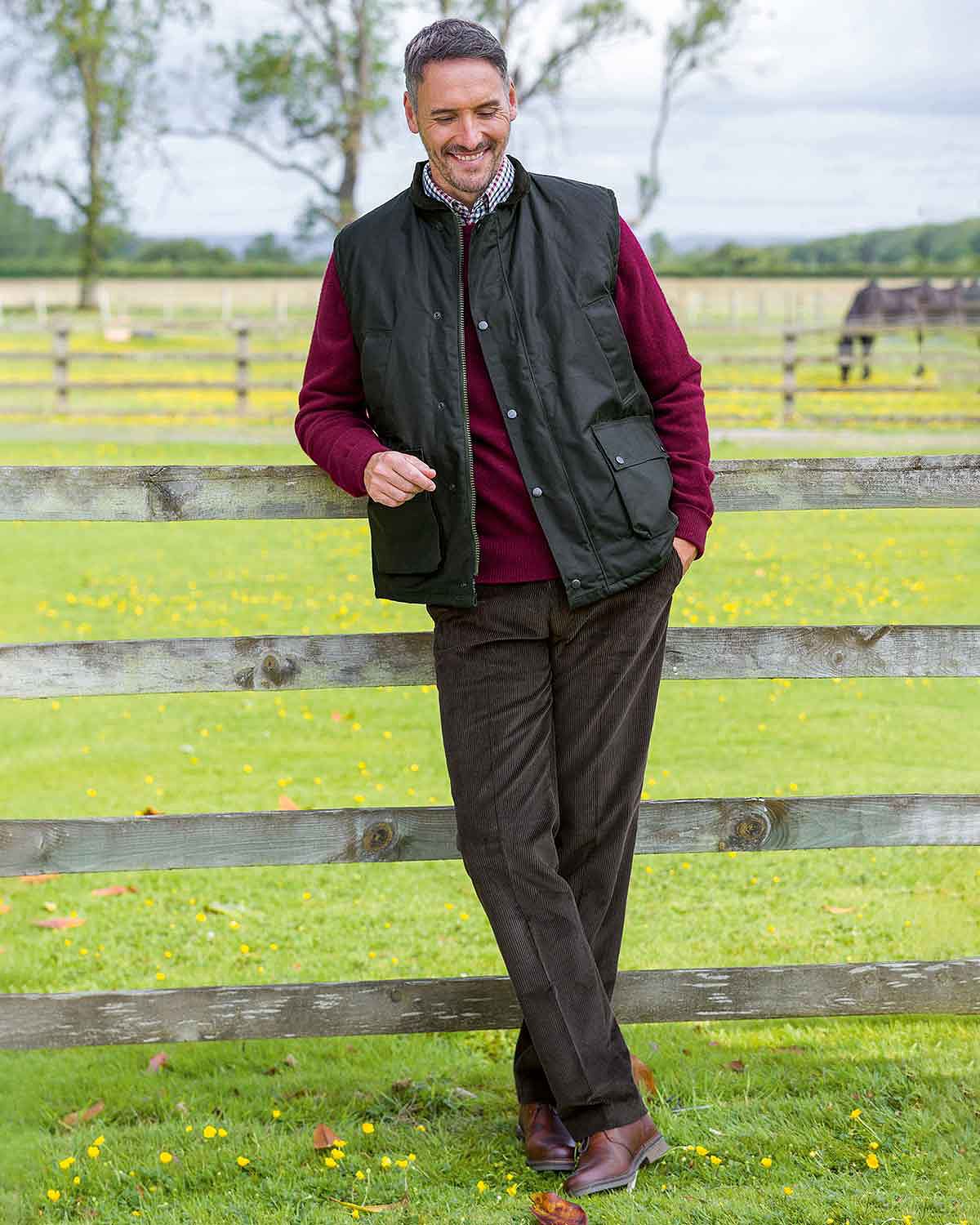 Lanark Olive Green Wax Gilet - Image 2 - Country Collection