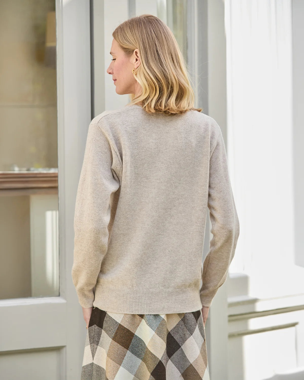 Ladies’ Pure Lambswool Crew Neck Jumper – Linen