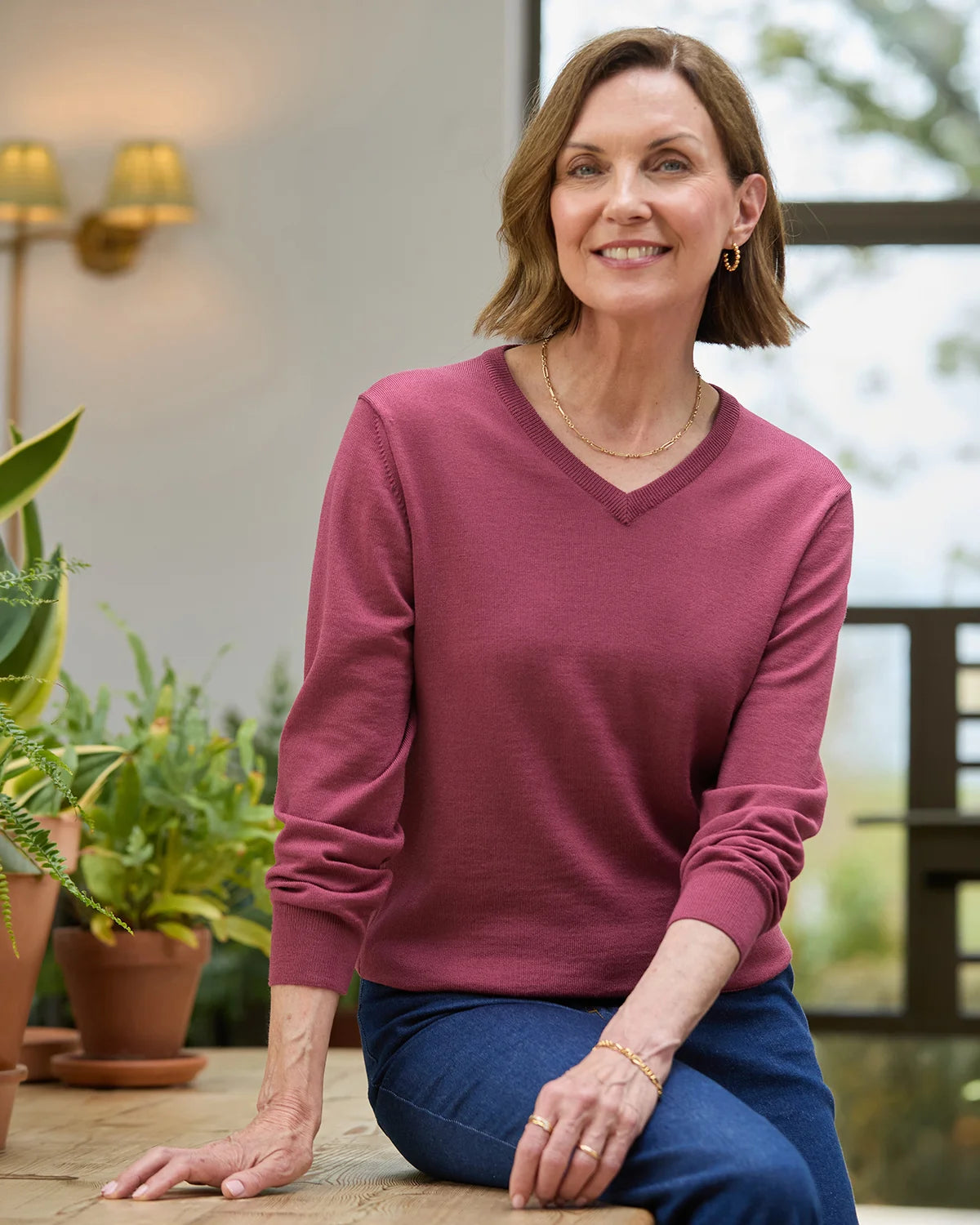 Merino V Neck Sweater Ladies - Rosewood