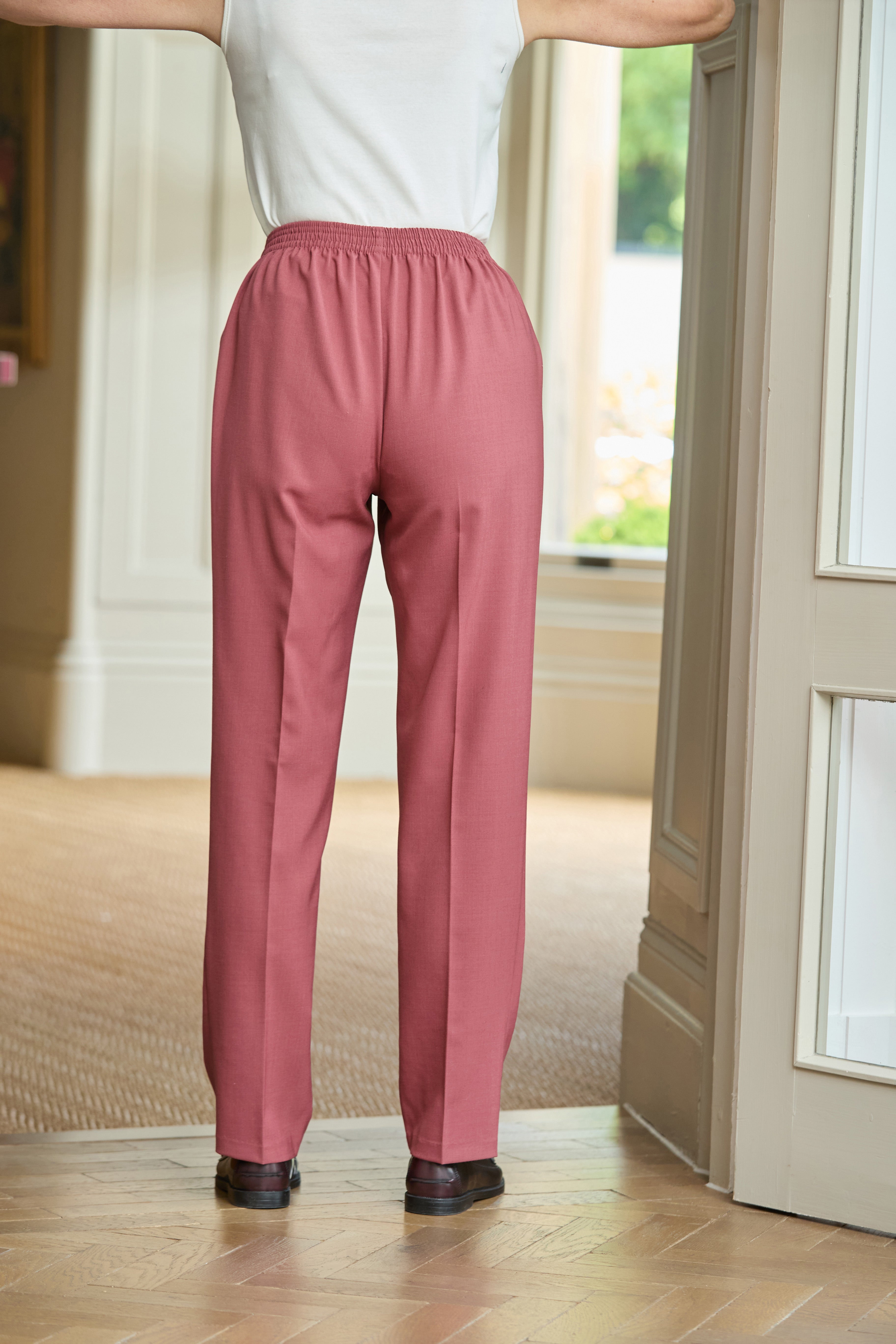 Sandown Pull On Trousers - Rosewood