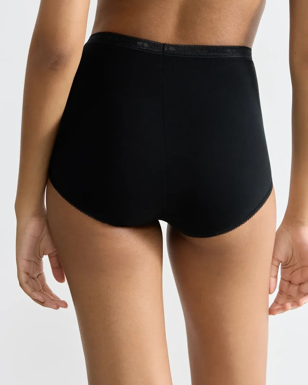 Sloggi Women’s Maxi Briefs – Black (3 Pack)