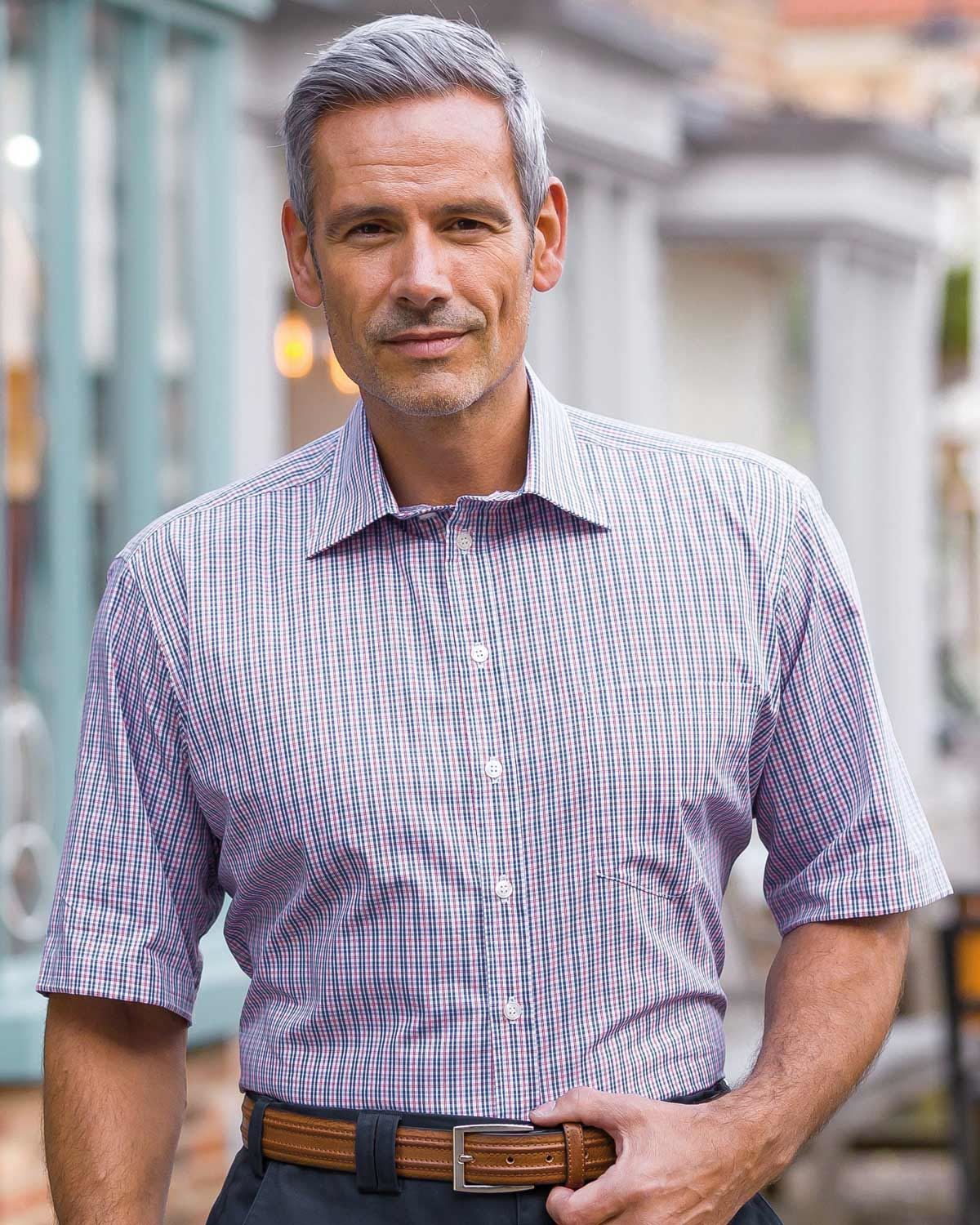 Mens Pure Cotton Short Sleeve Casual Check Shirt. Breast Pocket.