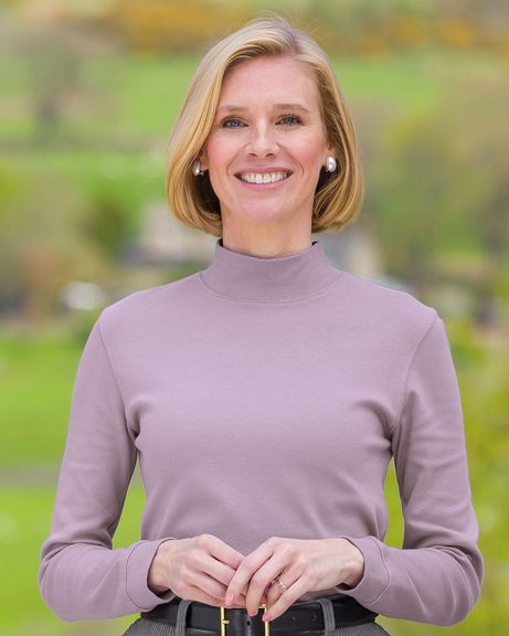 Ladies Cotton Wisteria Turtle Neck Top